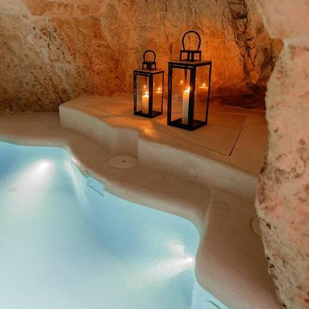 Bed and Breakfast Alesia Luxury Cave Ostuni Exteriér fotografie