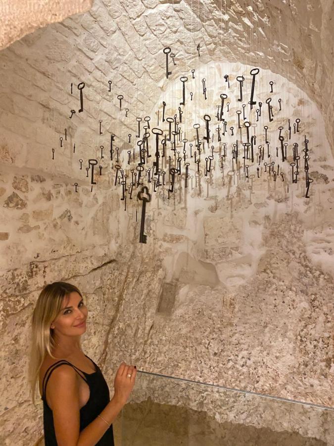 Bed and Breakfast Alesia Luxury Cave Ostuni Exteriér fotografie